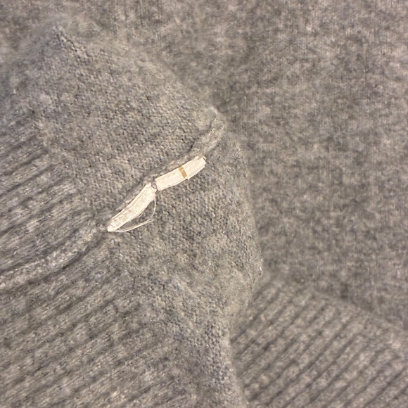 LOFT Heather Gray Mock Neck Sweater Size S - Picture 4 of 4